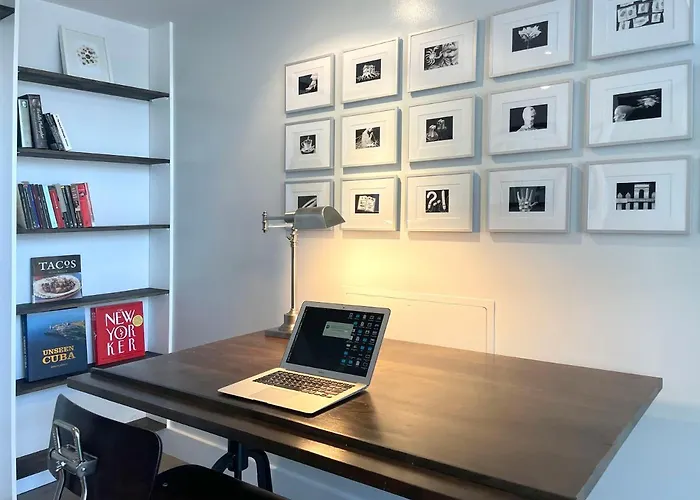 Duplex Suite In Art Tower