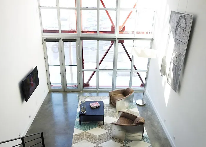 Duplex Suite In Art Tower