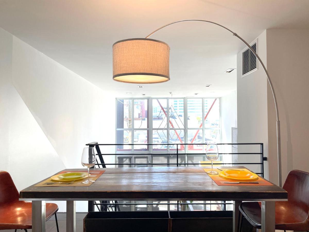 Duplex In Art Tower Apartment *