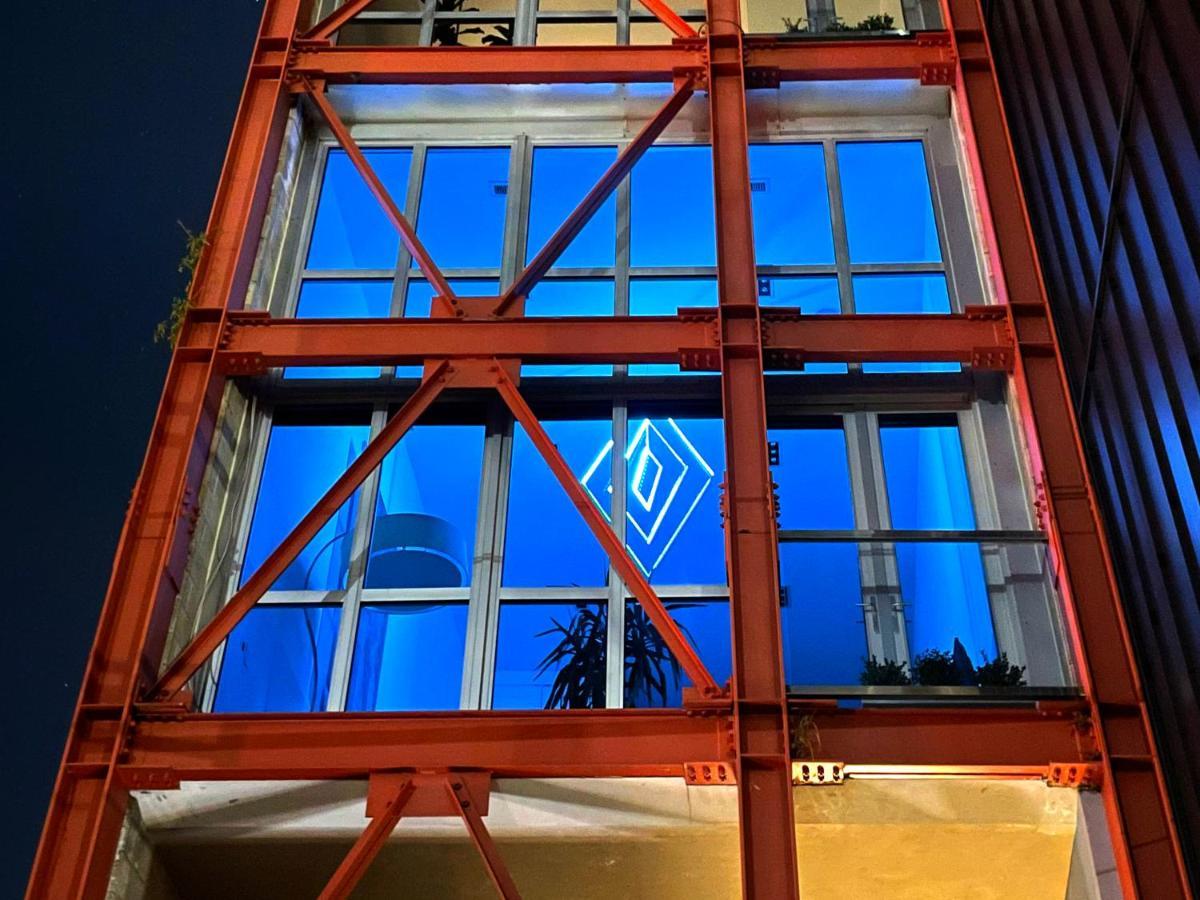 Apartment Duplex In Art Tower Philadelphia