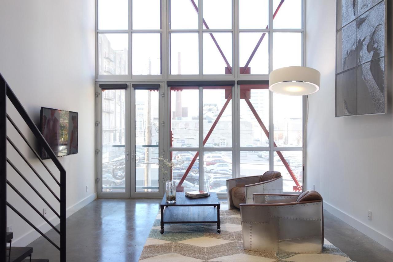 Duplex In Art Tower